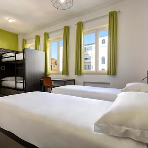 The Romehello Hostal
